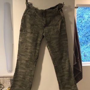 Camo anthropolgie capris